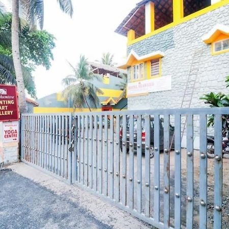Hotel O Seaweed Kovalam Esterno foto